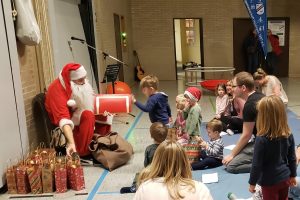 Der Nikolaus war zu Gast beim Kinderturnen